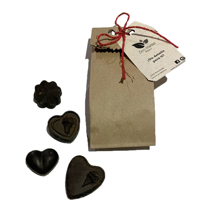 Bolsita con chocolates de figuras