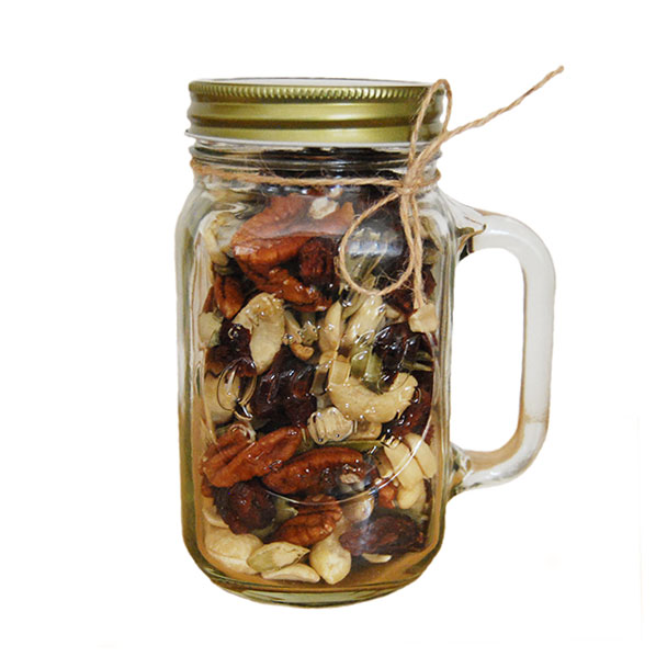 Tarro de vidrio con mezcla de nueces.
